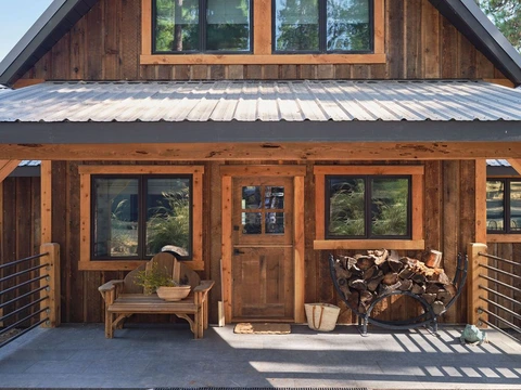 Lakeside Cozy Cabin — photo 11