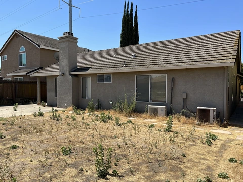 Walnut Creek Rescue — before photo 33